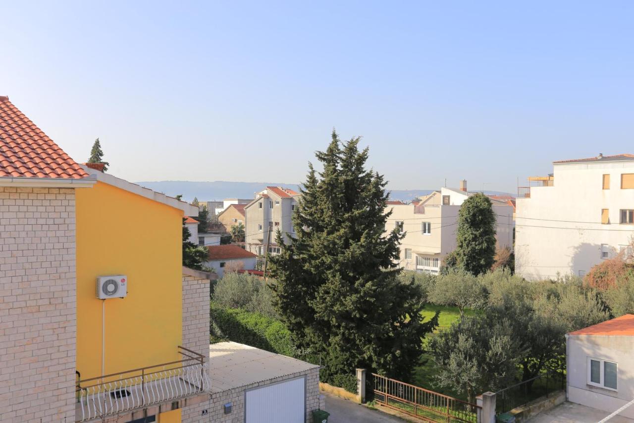 Apartments And Rooms With Parking Space Kastel Stafilic, Kastela - 18673 Luaran gambar